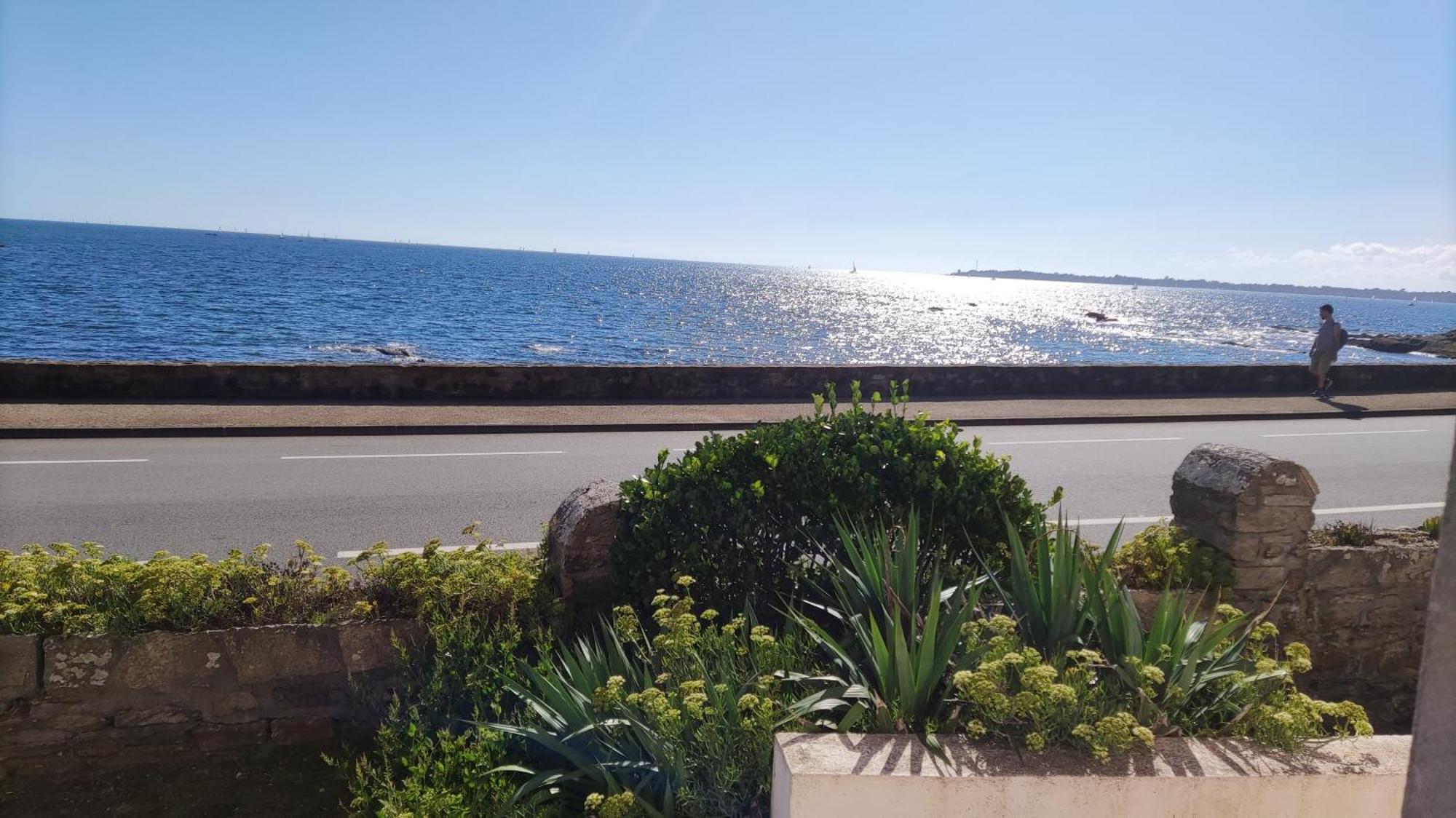 Appartement T3 De 74M2 Tres Lumineux Vue Panoramique Mer Et Plages Concarneau Extérieur photo